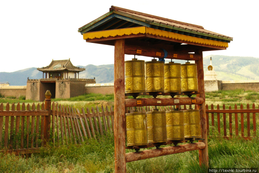 Молитвенные барабаны Каракорум, Монголия
