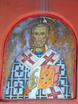 Икона Николая Чудотворца над входом в часовню.