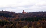 Национальный парк Гауя и красная башня Турайдского замка