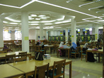Читальные залы в библиотеке. Компы тоже есть