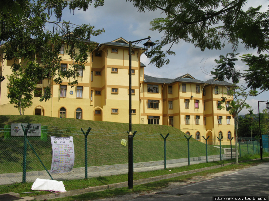 Женские общежития Куала-Лумпур, Малайзия