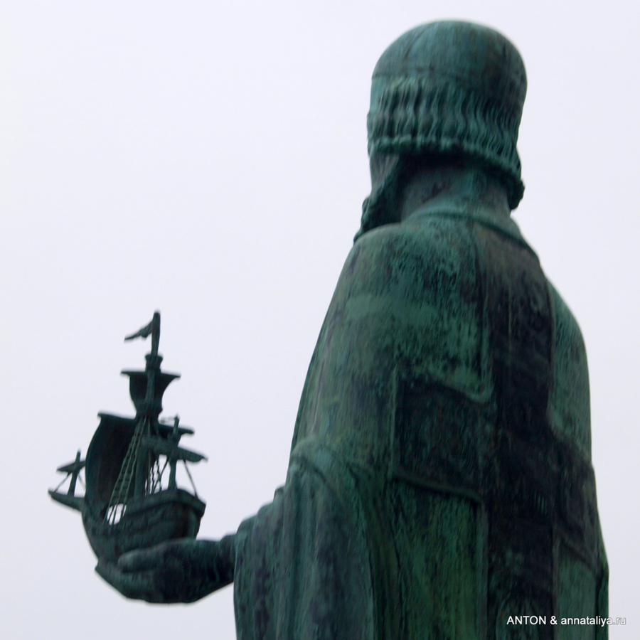 Статуя святого Николая на Ратуше Стокгольм, Швеция