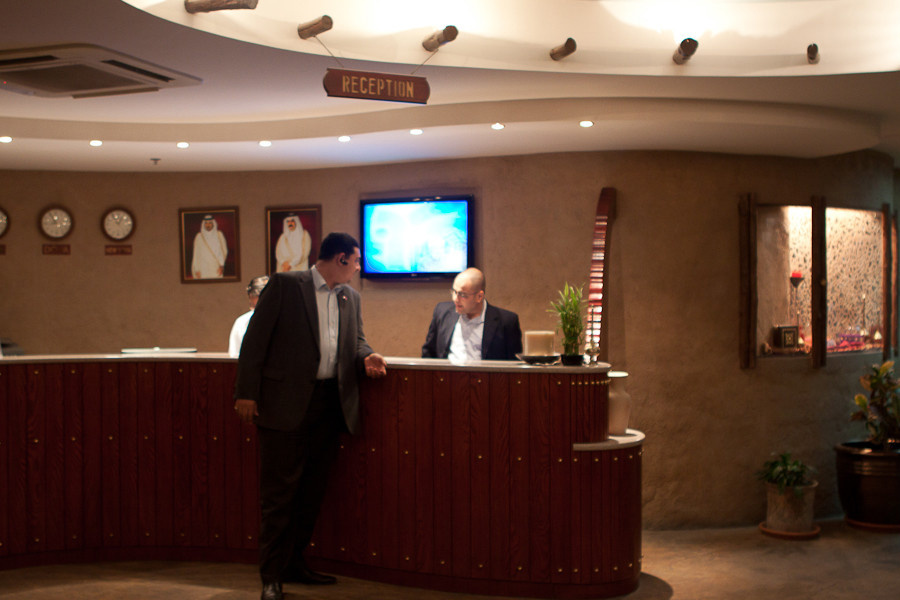 Al Liwan Suites Доха, Катар