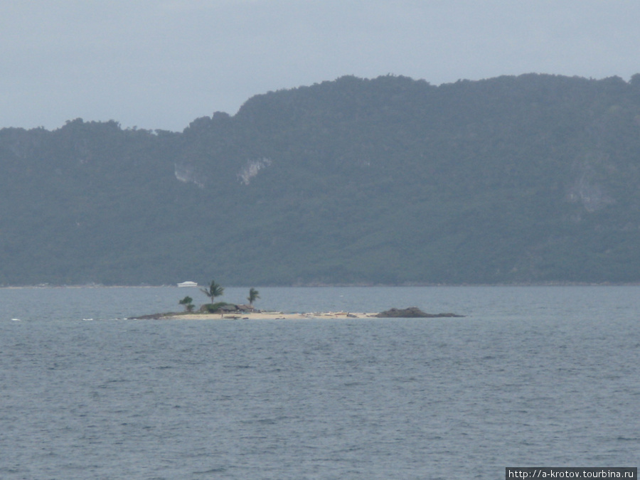 Один из 7107 филиппинских островков (обитаем, если приглядеться) Замбоанга, Филиппины