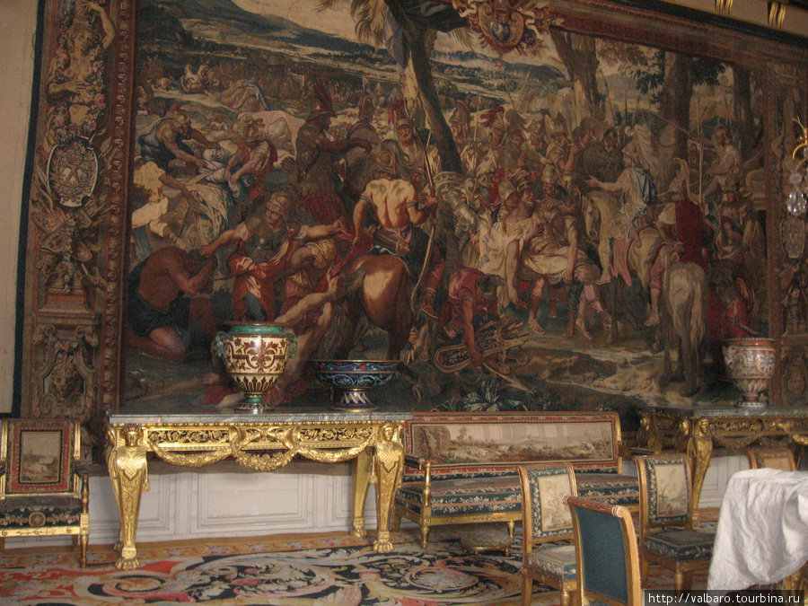 Резиденция французских королей Фонтенбло. Фонтенбло, Франция