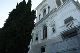 Архитектурные детали дворца, построенного в стиле Возрождения.