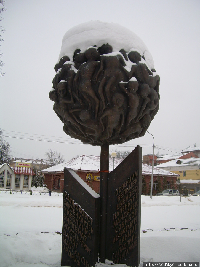 памятник детям погибшим в немецких концлагерях Смоленск, Россия