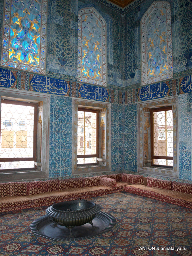 Одна из приемных комнат султана Стамбул, Турция