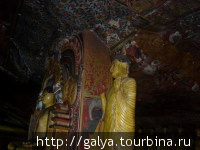 В пещерном храме Бентота, Шри-Ланка