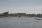 Вид на Луксорский храм