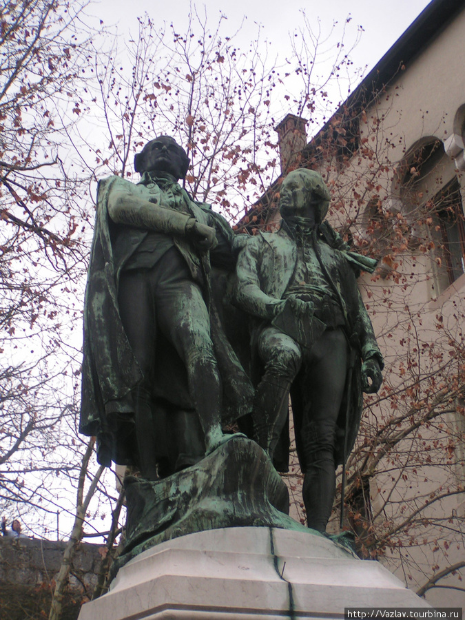 Статуя братьев Местре / Statue des Freres de Maistre