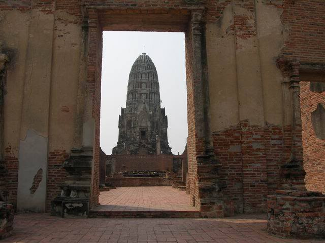 Храм Ват Рачабурана Аюттхая, Таиланд