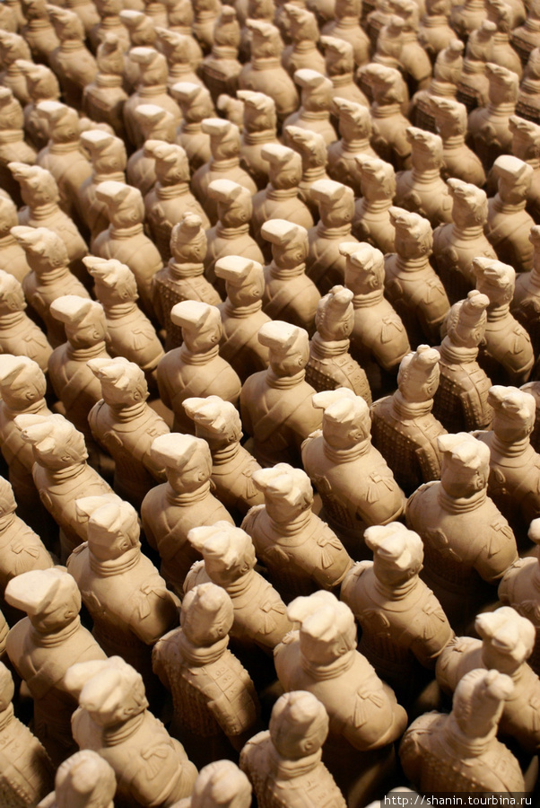 Много-много глиняных солдат Сиань, Китай