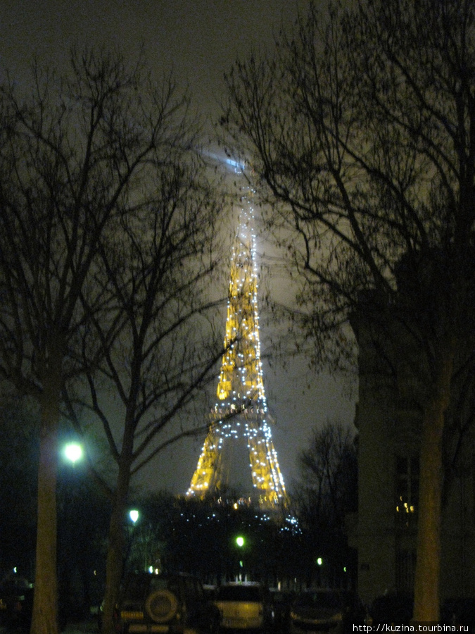 НГ в Париже. Эйфелева башня Париж, Франция