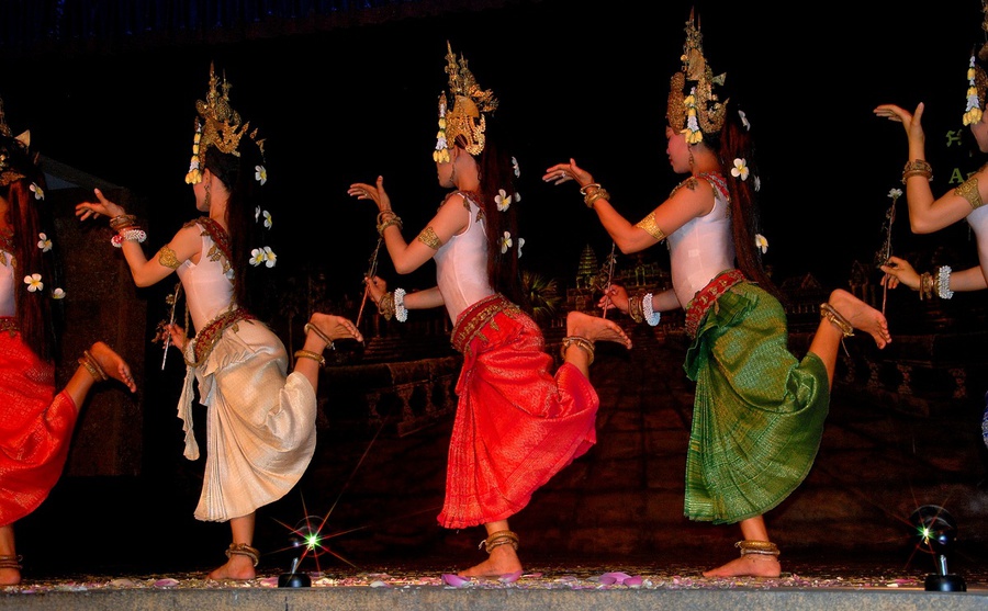 Небесные танцовщицы культуры кхмеров Сиемреап, Камбоджа