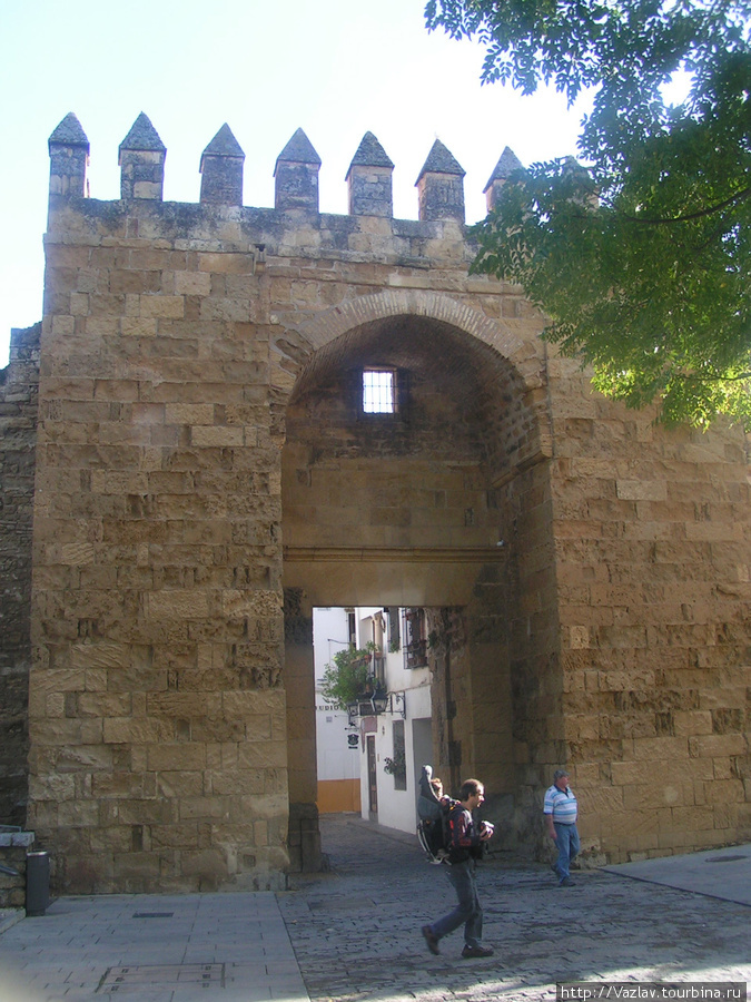 Ворота в еврейский квартал Кордова, Испания