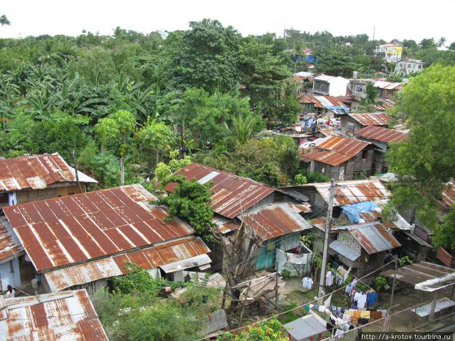 Городок сам не очень-то цивильный, как и все Филиппины Лапу-Лапу-Сити, остров Себу, Филиппины