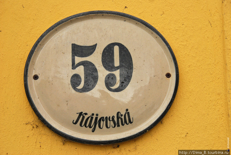 фаянсовые номера у домов Чешский Крумлов, Чехия