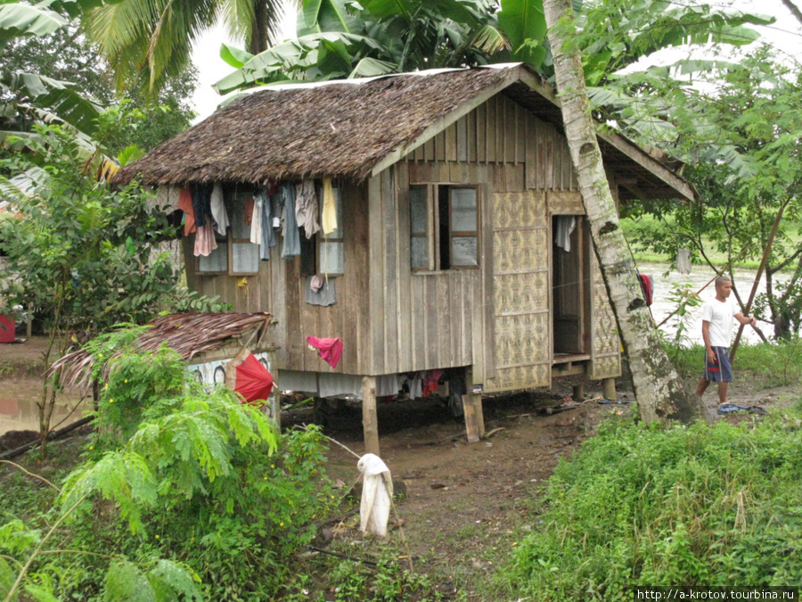 Простая филиппинская деревня Тренто на Минданао