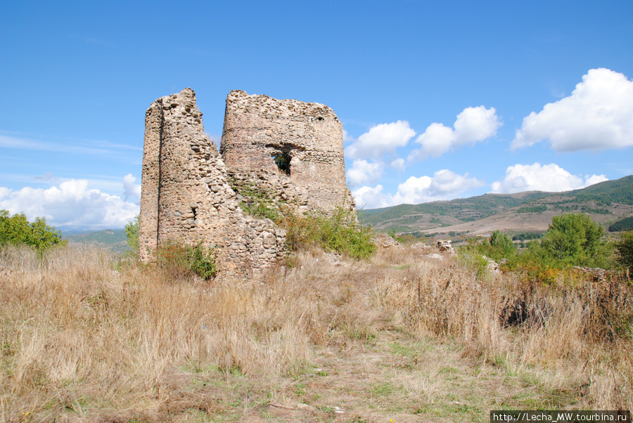 Крепость в районе селения Ацабет Цхинвал, Южная Осетия