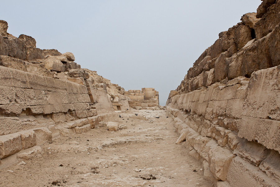 Вокруг пирамиды Хеопса Гиза, Египет