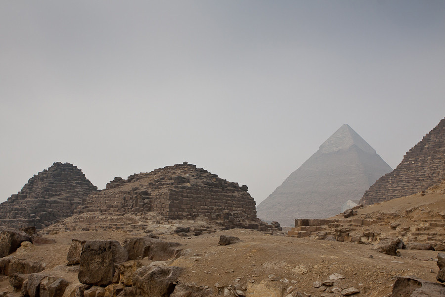 Вокруг пирамиды Хеопса