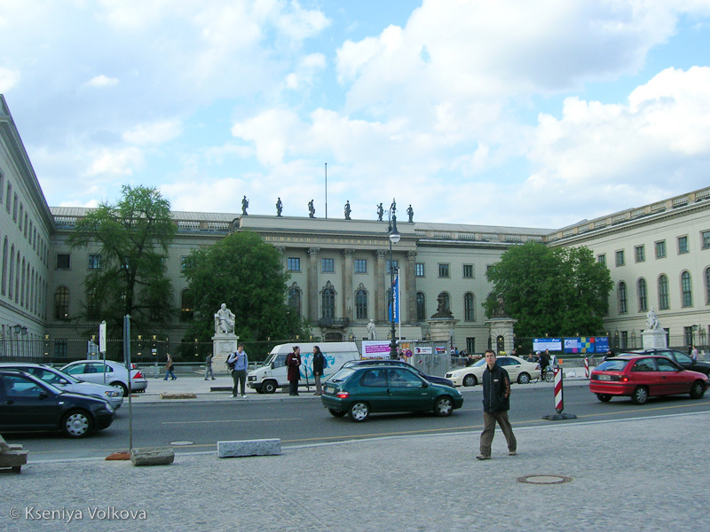 Unter den Linden в мае Берлин, Германия