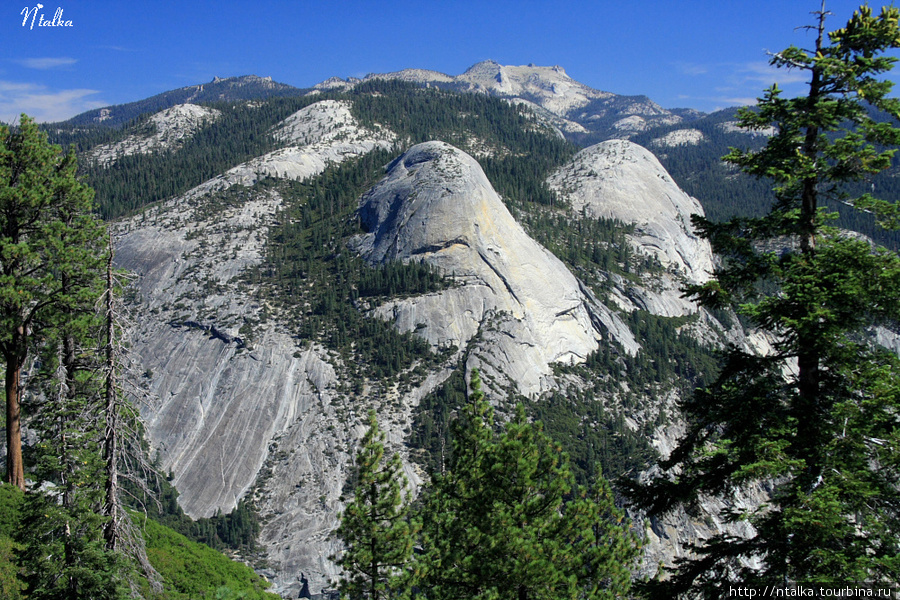 Панорама трейл в Йосемити Йосемити Национальный Парк, CША