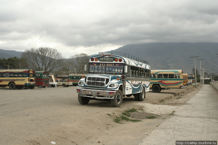 Автобусное сообщение Антигуа, Гватемала