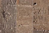 На стенах автографы неизвестных путешественников прошлых времён