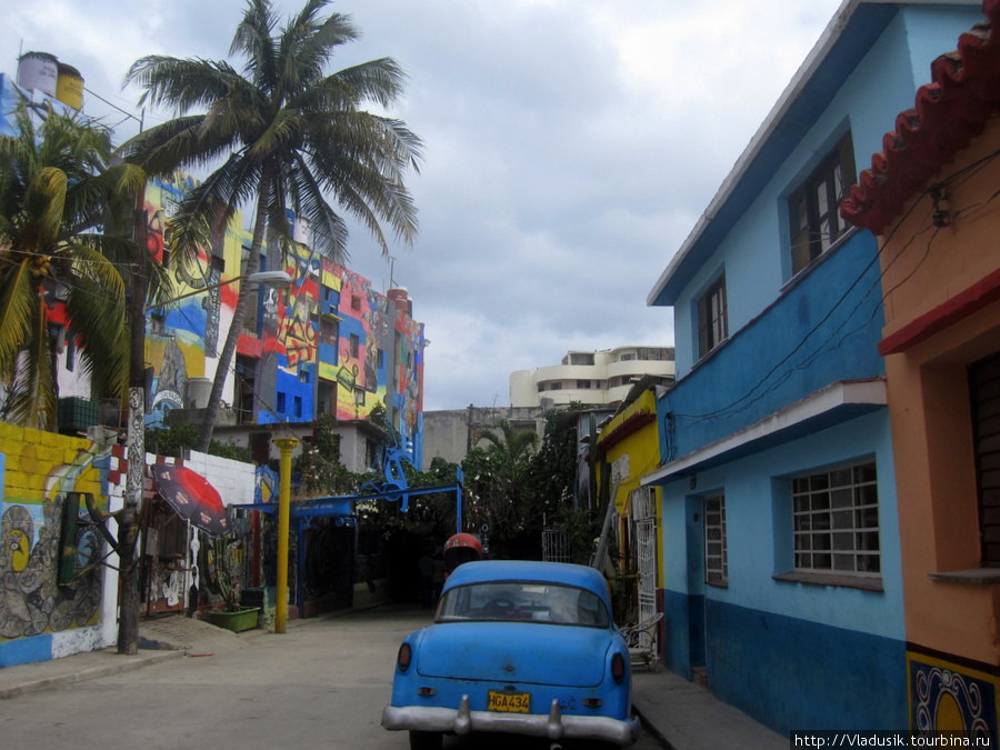 Унитазы, ванны и сумасшедшие цвета Гавана, Куба
