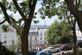Эйфелева башня с другого конца Парижа