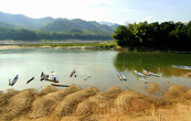 Место впадения реки Nam Ou в Меконг