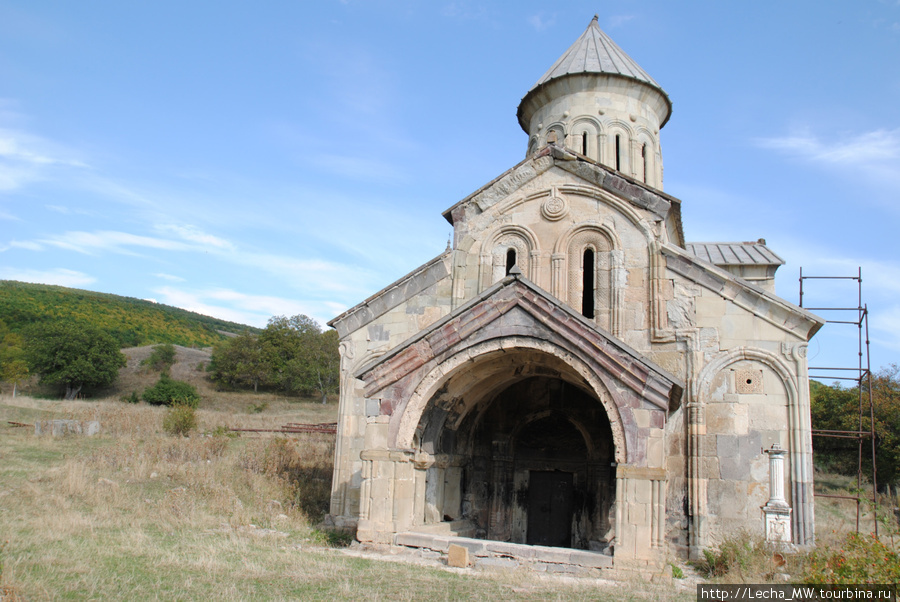 Главный храм монастыря 1172 года Ксанское ущелье, Южная Осетия