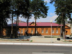 Музей уездной медицыны им. В. М. Бехтерева создан в 2007 году в здании бывшей больницы.