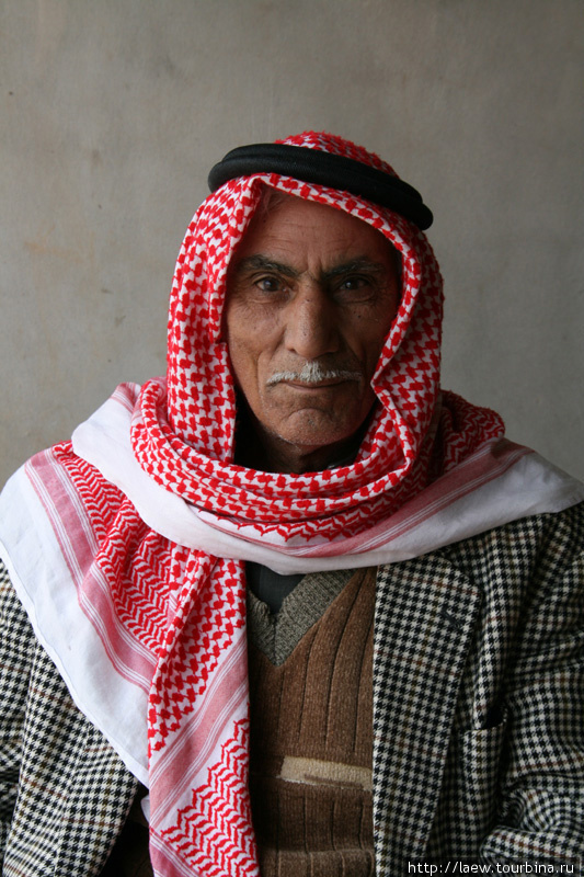 сваренный отцом Ахмеда, Саракеб, Сирия
