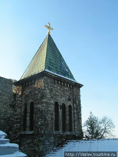 Нынешняя церковная колокольня Белград, Сербия