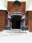 Вход в Армянский кафедральный собор со стороны ул. Краковская