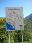 Карта Черногории около каньона и моста через реку Тару.
