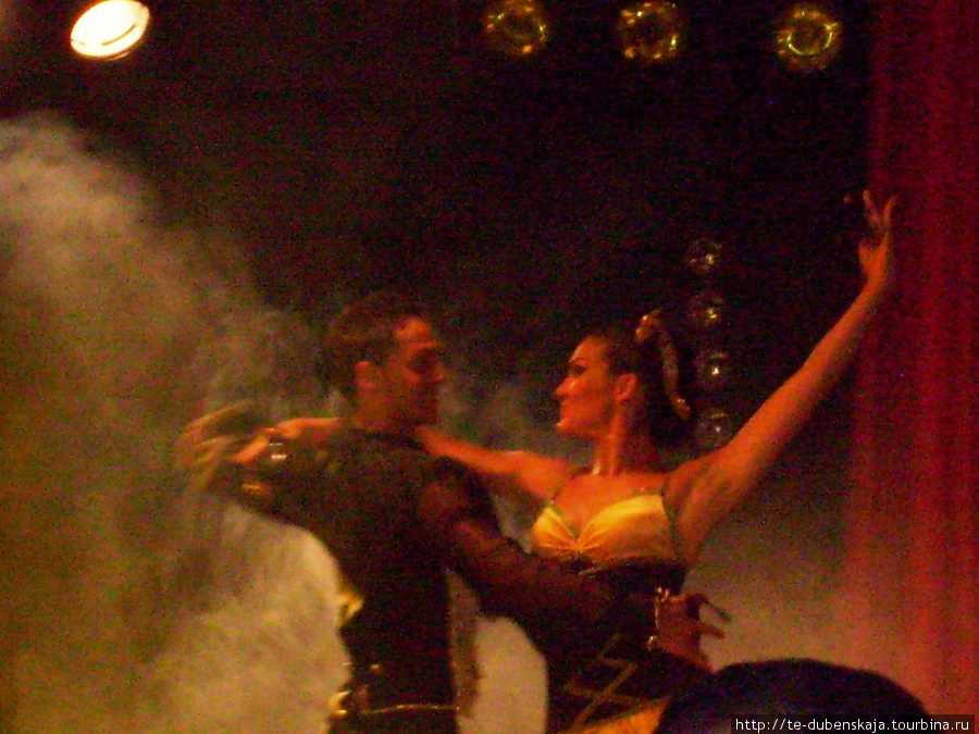 Танцоры. Барселона, Испания