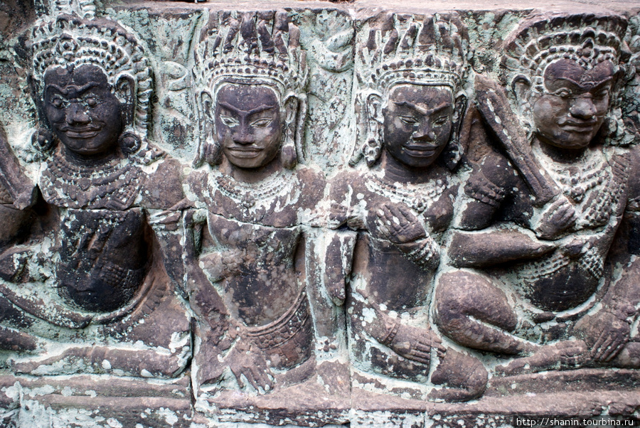 Терраса Прокаженного короля Ангкор (столица государства кхмеров), Камбоджа