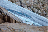 Брикстайлбреен один из рукавов самого большого материкового ледника Йостедалсбреен.