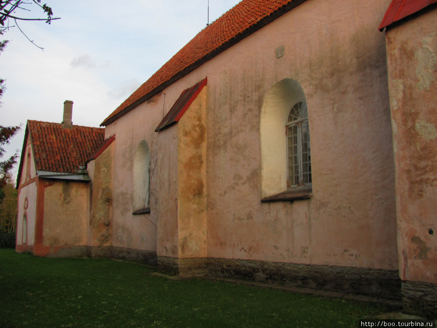 Церковь Святого Матфея в Харью-Мадизе Падизе, Эстония