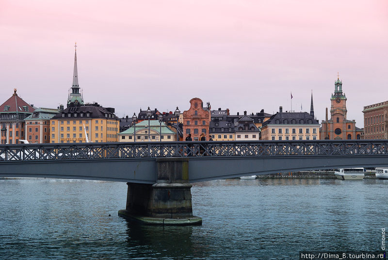 Пытался сделать, чтобы город стоял на мосту Стокгольм, Швеция