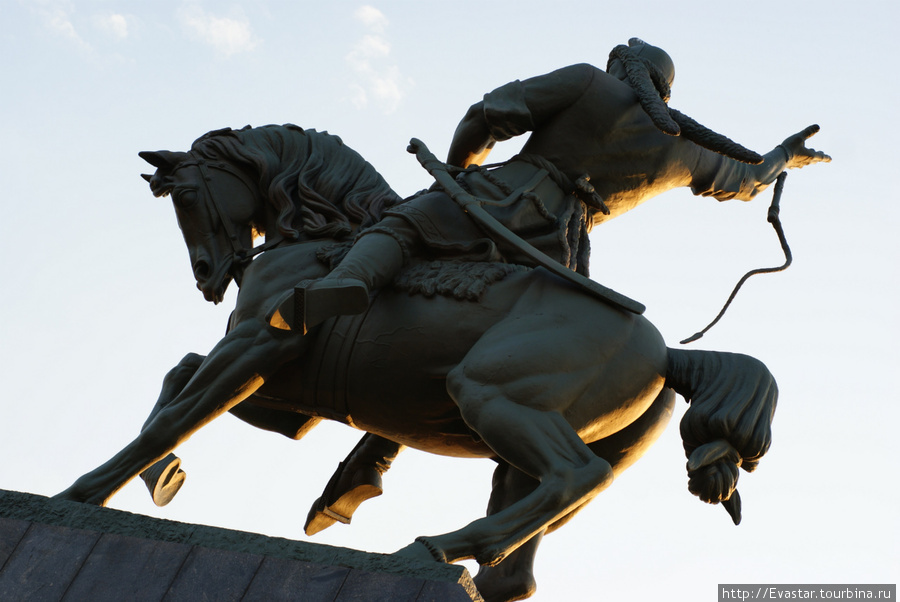 Памятник Салавату Юлаеву — башкирский герой Уфа, Россия