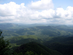 Панорама гор со смотровой площадки г. Тхаб (905 м. на уровнем моря).