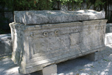 Саркофаг на руинах Горгипии