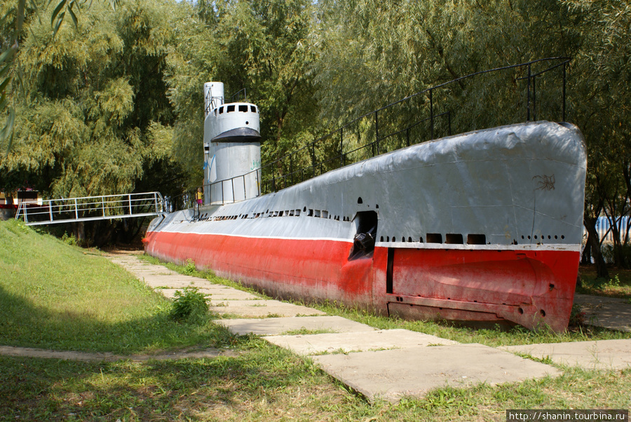 Подводная лодка в парке 40-летия Октября Краснодар, Россия