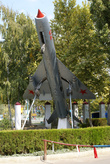 Самолет МИГ-15 у входа в парк 40-летия Октября в Краснодаре