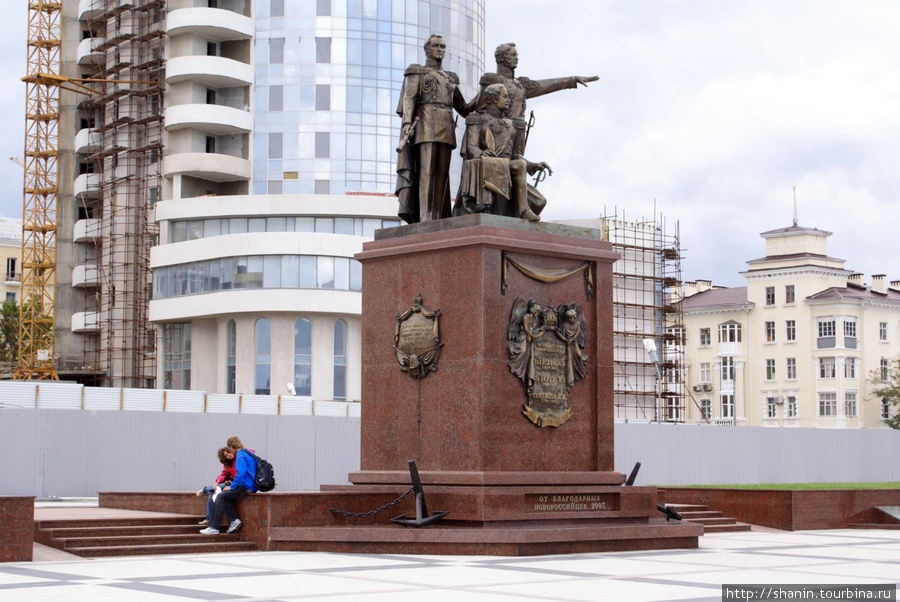 Памятник основателям Новороссийска Новороссийск, Россия